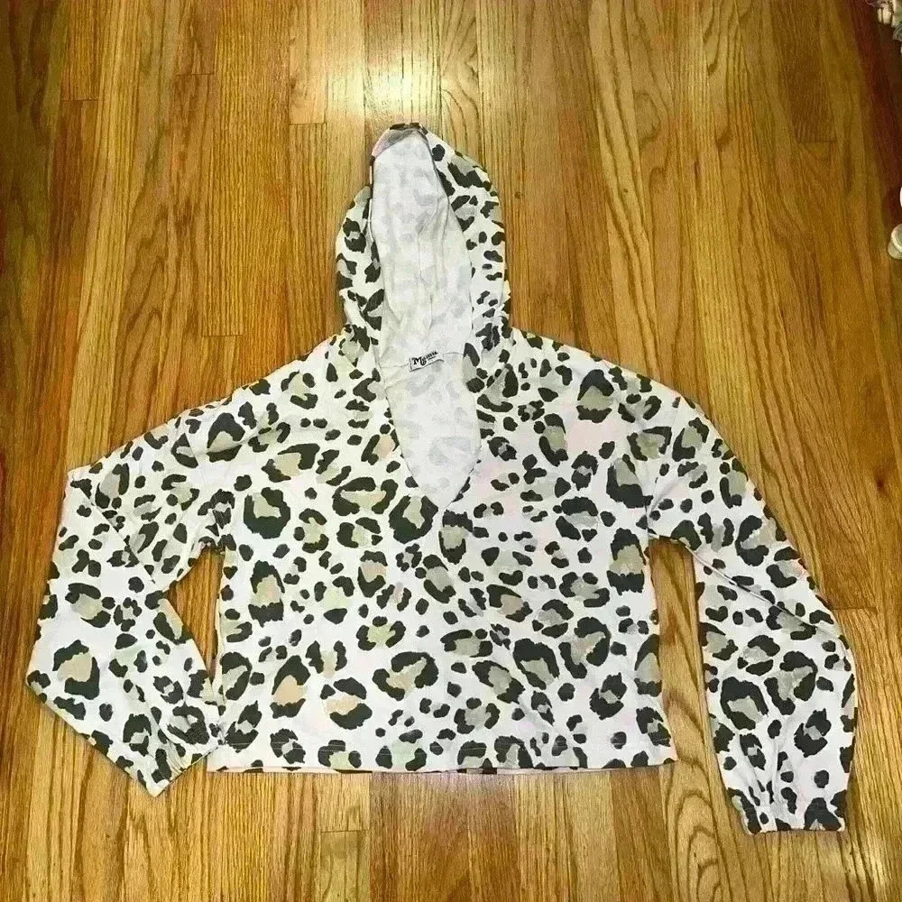 Show Me Your Mumu Kit Hoodie Cheetah Sista sz small